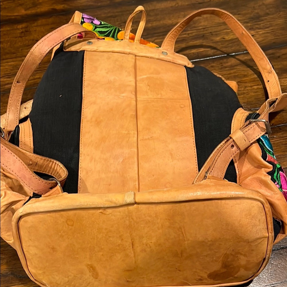 Embroidered Floral Backpack - Picture 3 of 6
